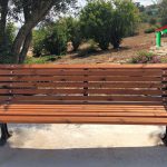 ספסלי רחוב - ספסל יציקת ברזל עם מאחזי יד