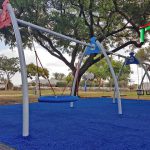 נדנדת קשת 5 מושבים