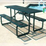 שולחן פיקניק ממתכת
