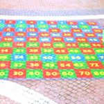 משחק רצפה לוח הכפל