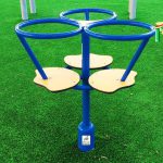 קרוסלת סביבון לשלושה ממתכת