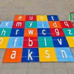 משחק רצפה אותיות A B אנגלית