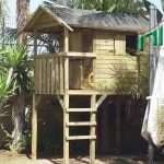 מתקן לגינה פרטית - בית על עץ לילדים