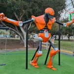 נדנדת רובוט מעוצבת