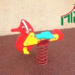 דמות קפיץ מפלסטיק סוס ים