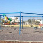 נדנדה משושה ממתכת