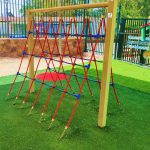מתקן חצר לגני ילדים - מתקן טיפוס דו שיפועי