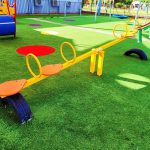 נדנדת עלה ורד 4 מושבים ממתכת