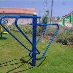 מתקן ספורט מקבילים קצרים