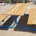 שולחן פיקניק מעץ ומתכת