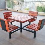 שולחן 4 מושבים