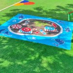 משחק רצפה ים יבשה - דשא סינטטי