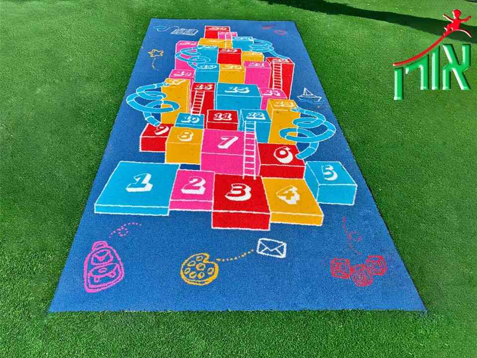 משחק רצפה סולמות ונחשים - דשא סינטטי