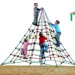 מתקן אקסטרים לילדים - פירמידת חבלים בגובה 3 מ'