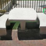 ריהוט רחוב מבטון - שולחן פיקניק מעוגל מבטון