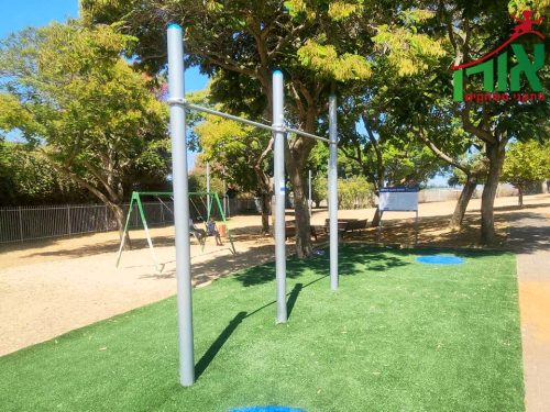 מתקן כושר ציבורי מתח 2 גבהים – LA-BLO-041 - מבט מהצד