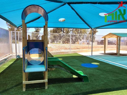 מתקן משחקים לגני ילדים – גפן – 1315 - מבט מהצד