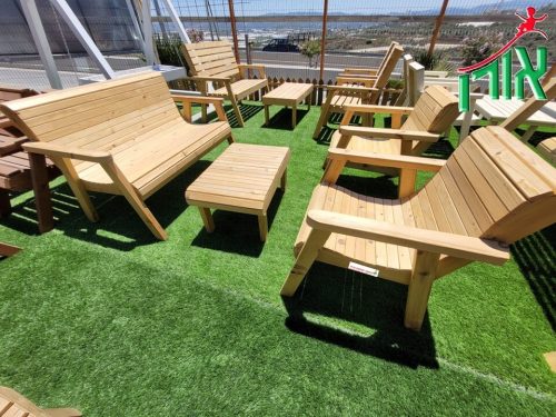 ריהוט עץ לגינה -  סט ריהוט עץ לגינה מעוגל