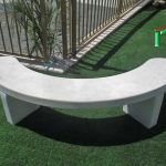 ספסל בטון מעוגל